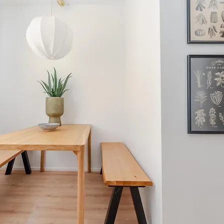 Riverside - Center * Kremže