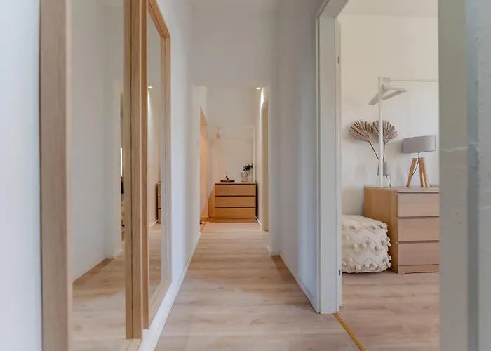 Riverside - Center * كريمس ان دير دوناو